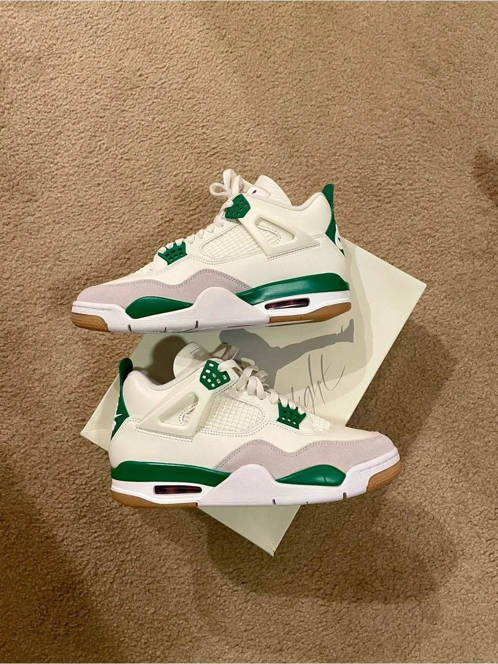Nike SB x Air Jordan 4 Retro SP ‘Pine Green’